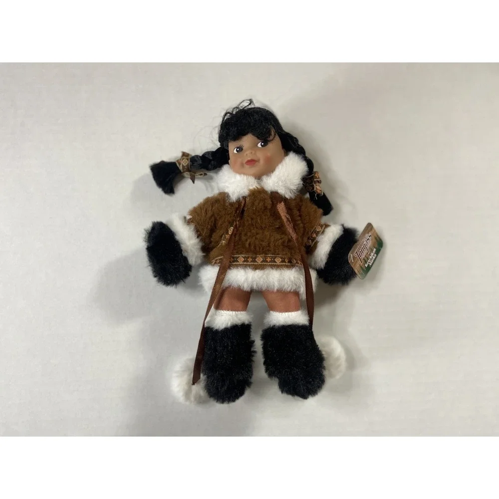 Tongass Trading Company Ketchikan Alaska Souvenir Doll Faux Fur Parka‎ 11 inch